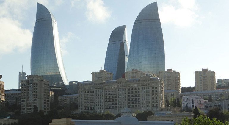 Вид на центр города Баку