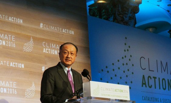 Presidente do Banco Mundial, Jim Yong Kim, disse que “a mudança climática é uma ameaça existencial para os mais pobres e os mais vulneráveis no mundo.”