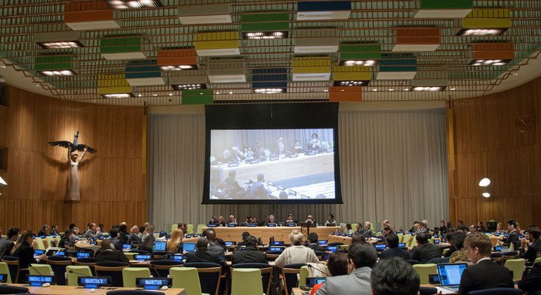 La Asamblea General de la ONU debate en la sala del Consejo de Descolonización. Foto de archivo: ONU/Loey Felipe