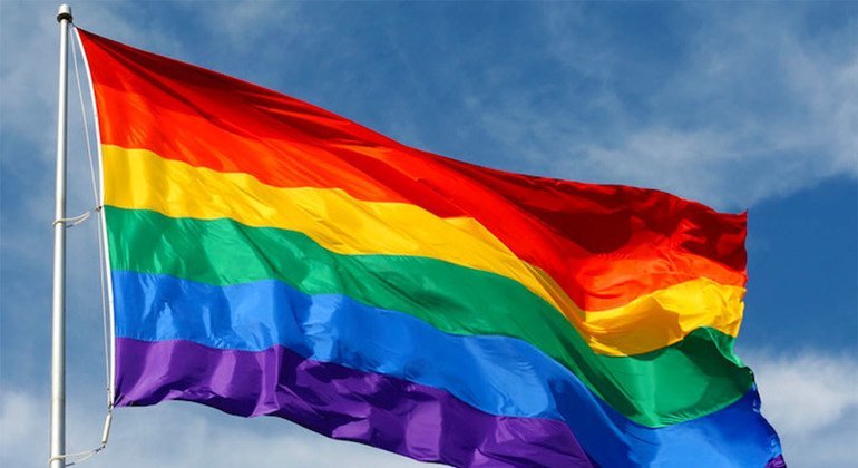 Bandera de la comunidad LGBTI. 