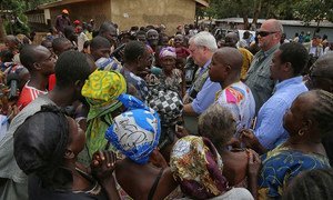 Under-Secretary-General Stephen O'Brien pays a visit to a camp in Saint Saveur, Central African Republic. MINUSCA/Nektarios Markogiannis