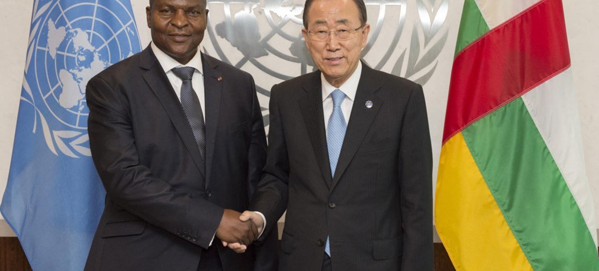 Secretary-General Ban Ki-moon (right) meets with Faustin Archange Touadera, President, Central African Republic (CAR).