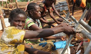 In Bambari, Central African Republic, humanitarian operations are being hindered by poor roads, banditry, looting and random violence by militias. (2015)