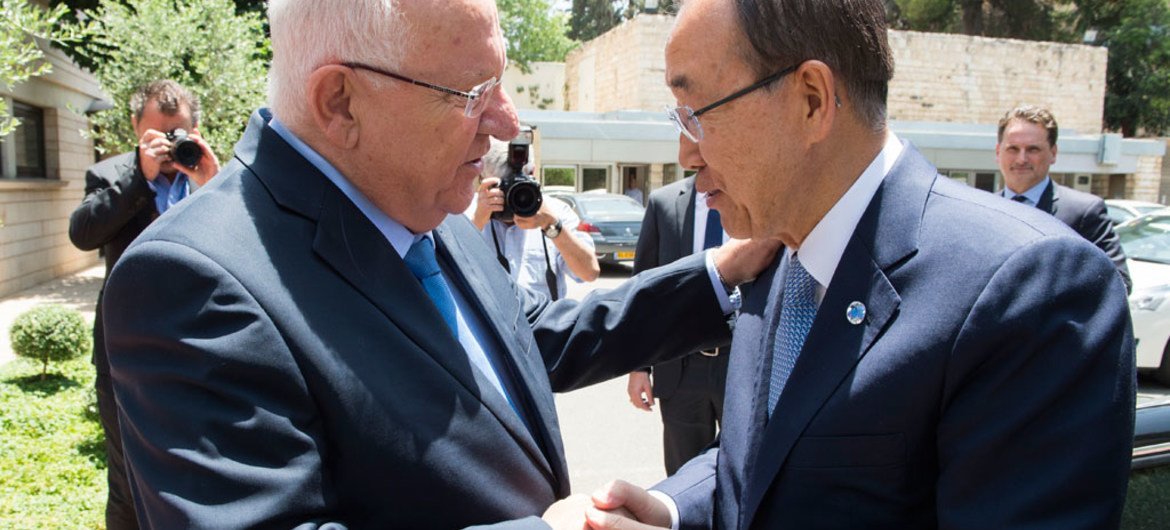 Пан  Ги Мун  встретился с президентом Израиля Реувеном Ривлином. Фото  ООН