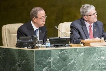 Secretary-General Ban Ki-moon (left) and General Assembly President Mogens Lykketoft during a meeting on the fifth review of the UN Global Counter-Terrorism Strategy.