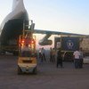 هبطت طائرة برنامج الأغذية العالمي محملة بالمواد الغذائية في 9 يوليو 2016 في مطار القامشلي. المصدر: برنامج الأغذية العالمي