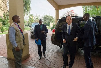 Secretary-General Ban Ki-moon (second from right) arrives in Kigali, Rwanda.