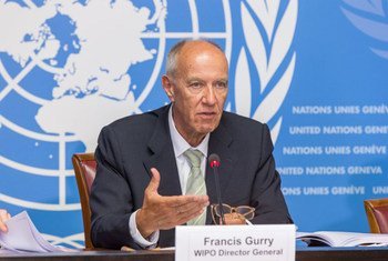 WIPO Director General Francis Gurry presents the Global Innovation Index 2016 at a press conference at the United Nations Office at Geneva