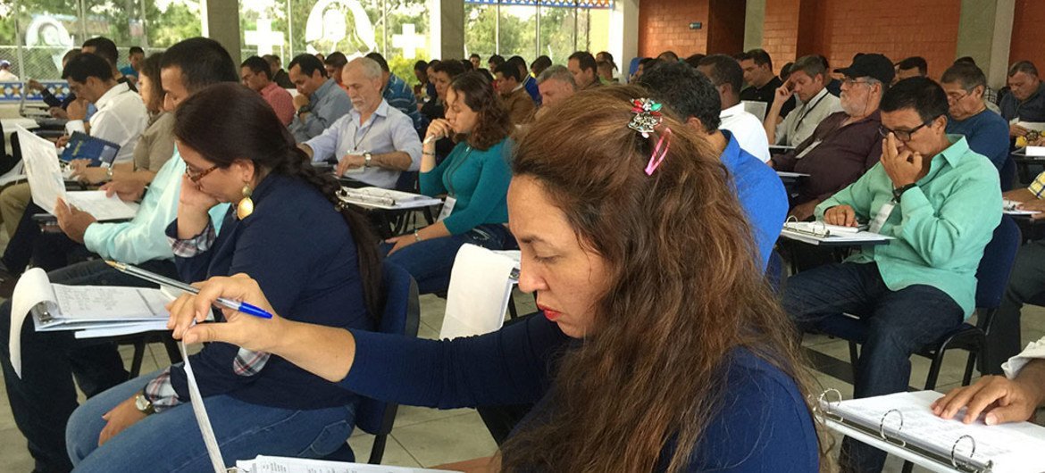 Colombia: Government, FARC-EP and UN Mission train 80 women and men to monitor and verify ceasefire. August 31, 2016.