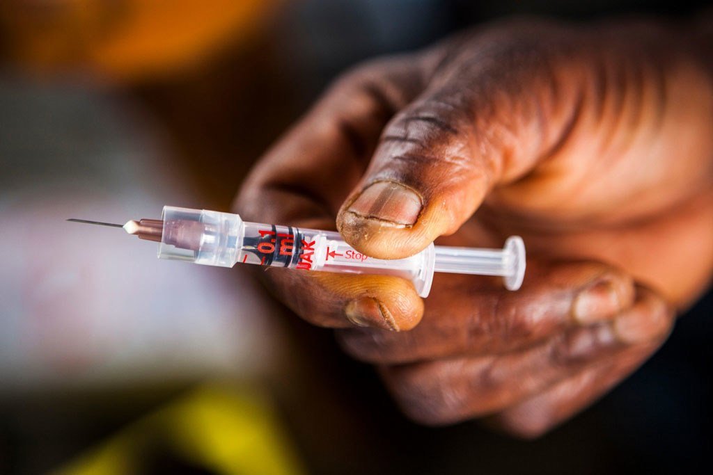 Une seule dose complète du vaccin contre la fièvre jaune offre une protection à vie.