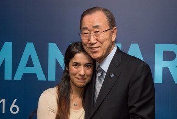 Secretary-General Ban Ki-moon (right) meets with Nadia Murad Basee Taha, a young Iraqi woman of the Yazidi faith, human rights activist and survivor of abduction and torture by the terrorist group Islamic State, on the margins of the World Humanitarian Summit in Istanbul. 24 May 2016.