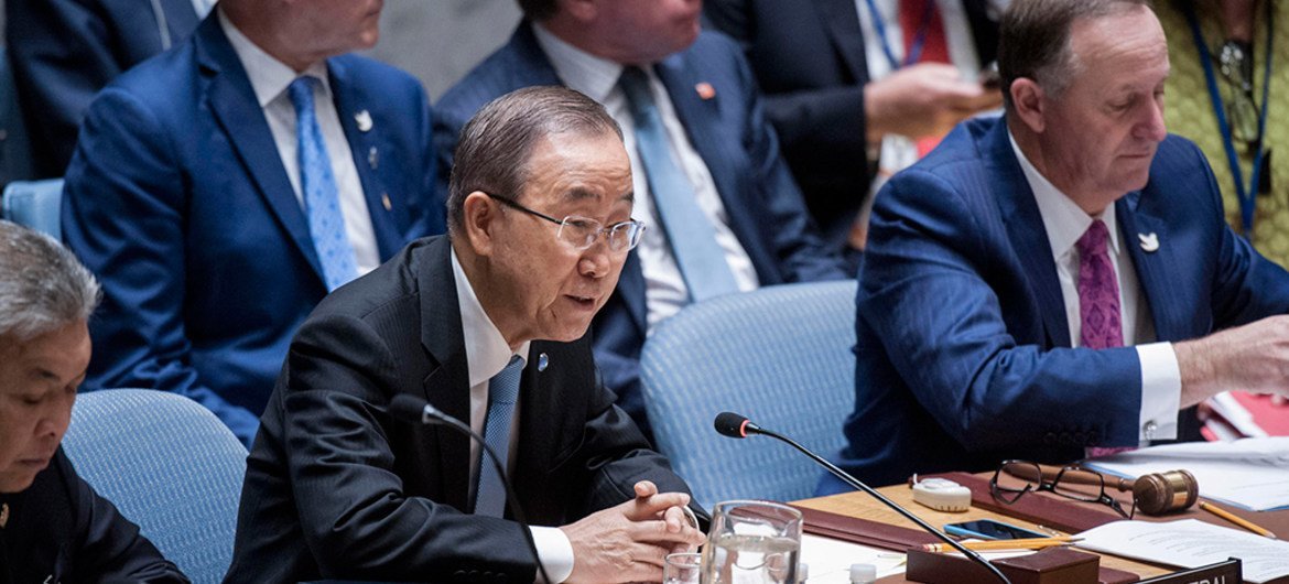 Secretary-General Ban Ki-moon (front left) addresses a high-level meeting of the Security Council on the situation in Syria.