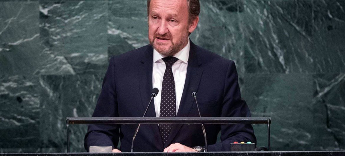 Bakir Izetbegovic, Chairman of the Presidency of Bosnia and Herzegovina, addresses the general debate of the General Assembly’s seventy-first session.
