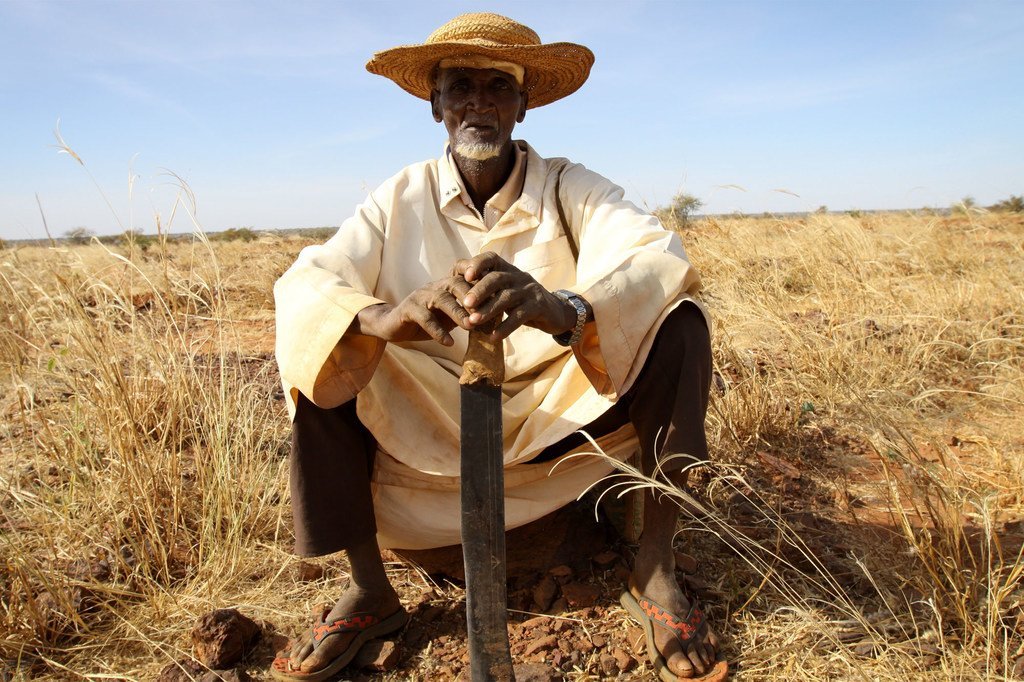 Un habitant du village de Dan Kada, dans la région de Maradi, au Niger en 2011. 