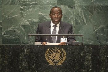 Le Ministre des affaires étrangères de la République démocratique du Congo, Raymond Tshibanda N'tungamulongo, s'exprimant lors du débat général de la 71ème session de l'Assemblée générale de l'ONU. Photo ONU/Cia Pak