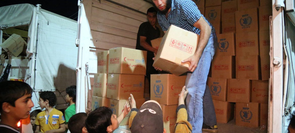 Le PAM a envoyé 45 camions avec de l'aide alimentaire dans quatre villes syriennes assiégées. Phot PAM