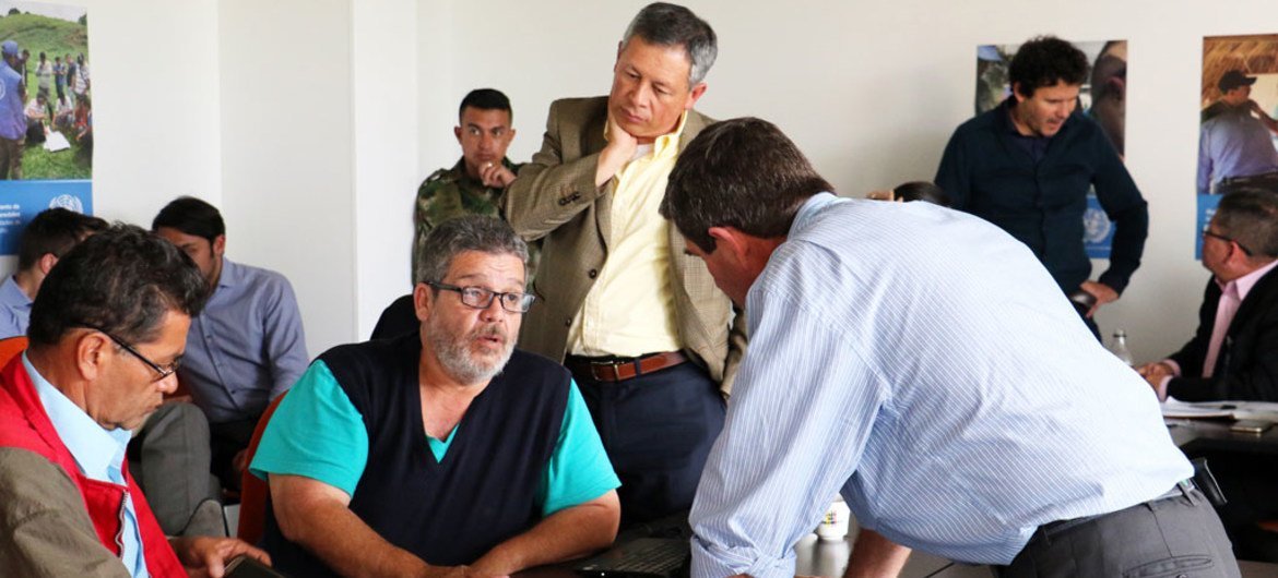 Observers from the UN Mission in Colombia and the Government of Colombia and the Revolutionary Armed Forces of Colombia - People’s Army (FARC-EP), start work at the national headquarters of the Monitoring and Verification Mechanism in charge of overseeing the ceasefire and cessation of hostilities in the country.