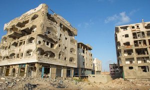 Edfícios bombardeados em Aden, no Iêmen