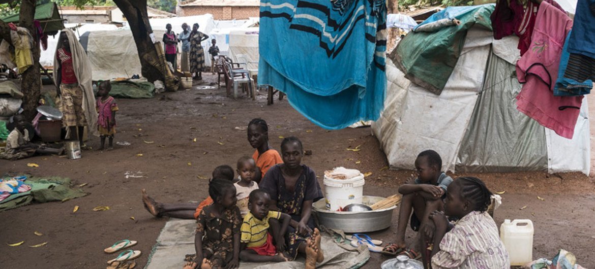 نازحون داخليا في مخيم بمنطقة واو في جنوب السودان.