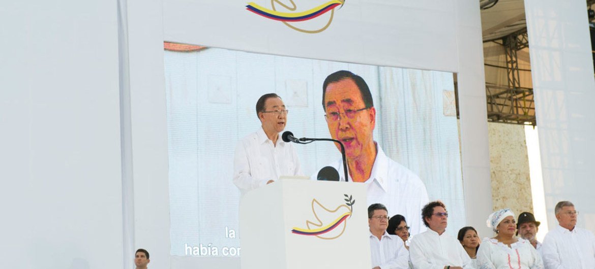 Secretary-General Ban Ki-moon speaks during the signing ceremony of the peace agreement between the Government of Colombia and the Revolutionary Armed Forces of Colombia – People’s Army (FARC-EP), in Cartagena.