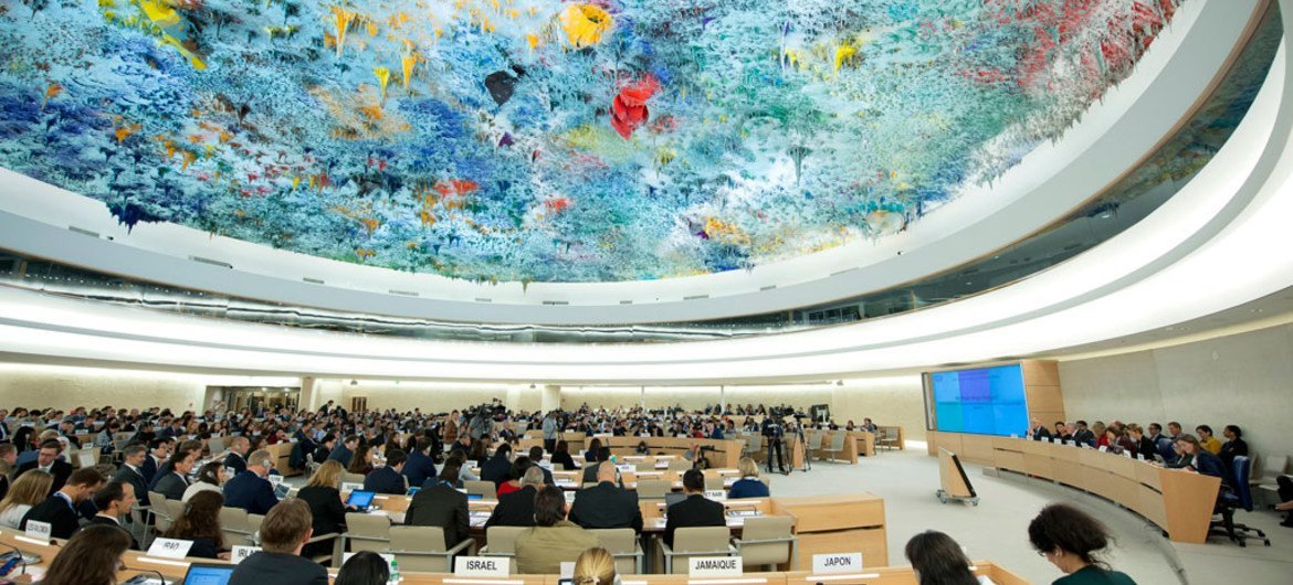 人权理事会在举行会议。图片提供：联合国日内瓦办事处