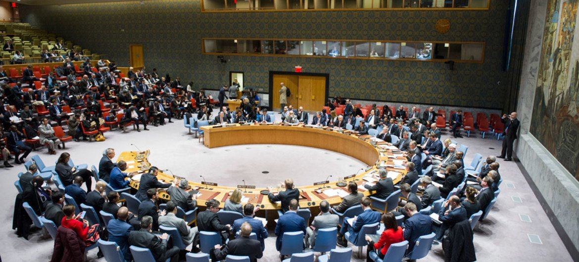 General view of the Security Council meeting on the maintenance of international peace and security, and peace operations facing asymmetrical threats.