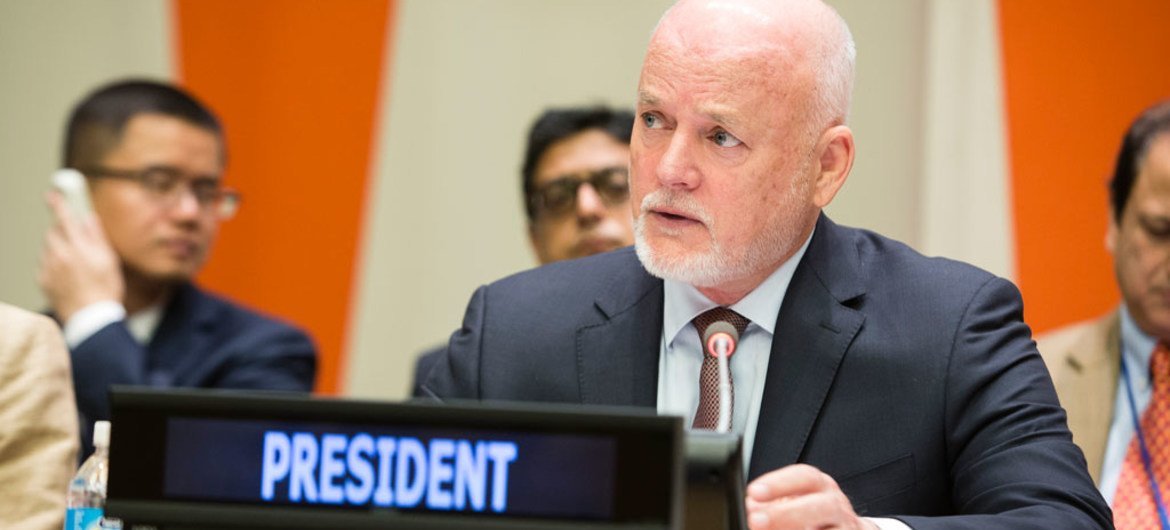 General Assembly President Peter Thomson briefs delegates on the strategy of his office to support the implementation of the Sustainable Development Goals.
