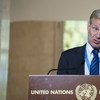 El asesor de la ONU, Jan Egeland,  habla a la prensa en Ginebra. (Archivo) Foto ONU/ Luca Solari