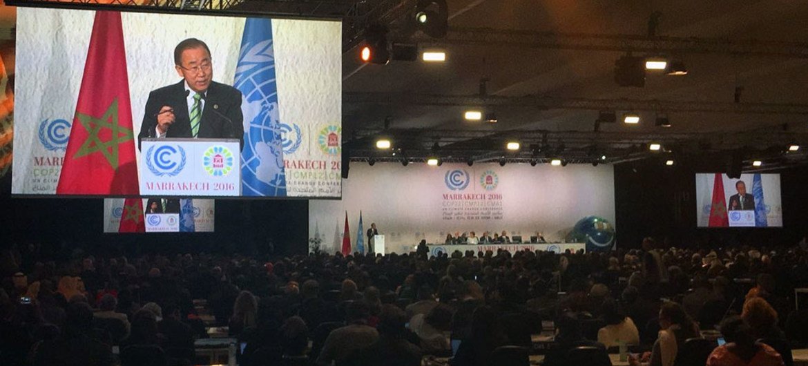 الامين العام بان كي مون في افتتاح الجزء الرفيع المستوى من المؤتمر ال22 للأطراف في اتفاقية الأمم المتحدة الإطارية بشأن تغير المناخ في مراكش، المغرب. المصدر: مكتب الأمين العام