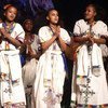 عرض راقص في افتتاح الدورة ال11 للجنة الحكومية الدولية لصون التراث الثقافي غير المادي في أديس أبابا، إثيوبيا،. المصدر: اليونسكو