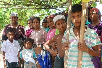 Residents of the Thet Kae Pyin camp for displaced people in Sittwe, Rakhine State, Myanmar. (file)