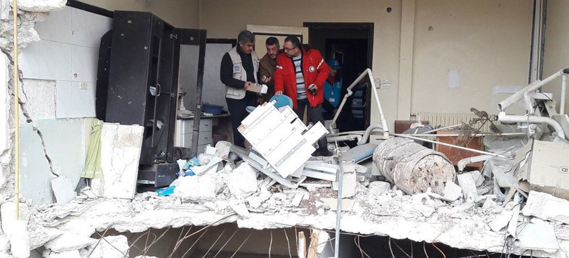 Destroyed health centre in Sakhour, east Aleppo, Syria, which, four years ago, provided 20,000 Iraqi refugees with health care. Today, the UN is looking into its rehabilitation.