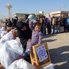المنظمة الدولية للهجرة توزع مساعدات على نازحين من الموصل. الصورة: المنظمة الدولية للهجرة.
