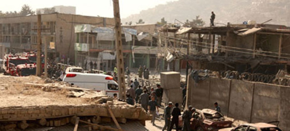 Imagen del centro de Kabul tras una explosión. 