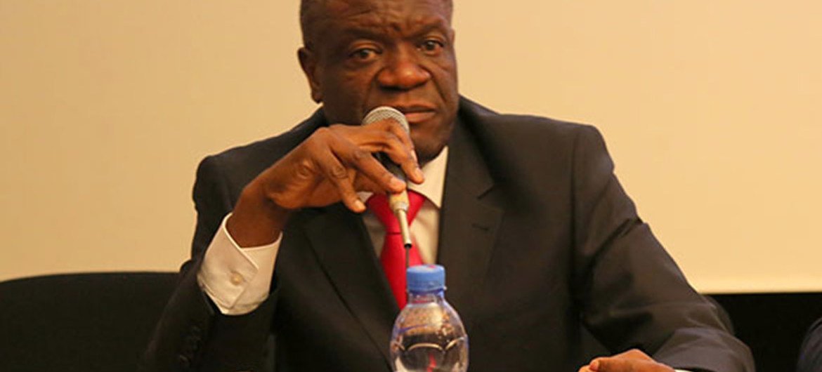 Mshindi wa tuzo ya amani ya Nobel kwa mwaka 2018 Dkt. Dennis Mukwege! ameshinda tuzo hii kwa mchango wake wa kutibu wanawake waliokumbwa na ubakaji huko DRC .
