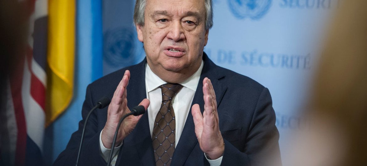 联合国秘书长古特雷斯在安理会会议厅前。联合国图片/Manuel Elias