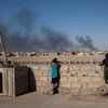 इराक़ के मोसूल नगर के दक्षिणी इलाक़े क़ैय्याराह से भागते समय आइसिल के लड़ाकों ने तेल कुछ कुँओं में आग लगा दी जिनसे निकलते धुएँ ने पर्यावरण को काफ़ी नुक़सान पहुँचाया.