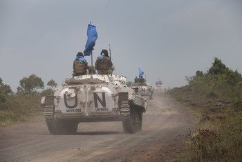 Des véhicules de la Mission des Nations Unies en République démocratique du Congo (MONUSCO) en patrouille. Photo MONUSCO/Sylvain Liechti