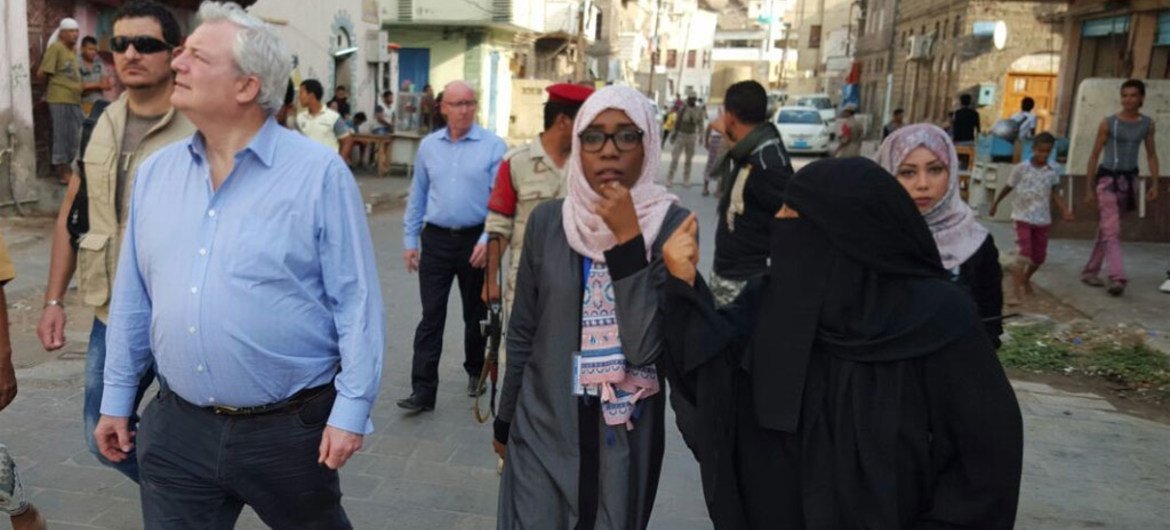ستيفن أوبراين، وكيل الأمين العام للشؤون الإنسانية ومنسق الإغاثة في حالات الطوارئ  في عدن اليمن. المصدر: مكتب تنسيق الشؤون الإنسانية اليمن