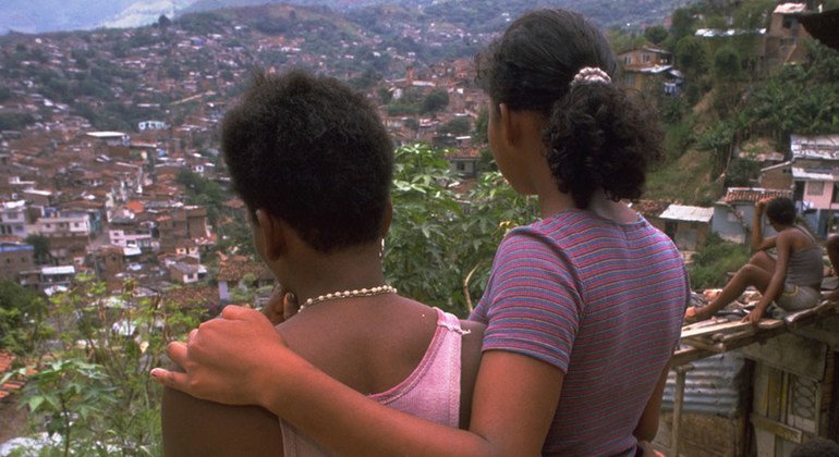 Jóvenes víctimas de explotación sexual en Colombia. Foto: UNICEF/Donna DeCesare