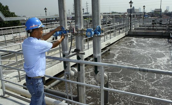 Invertir en infraestructuras hidráulicas y saneamiento generaría 3,6 millones de empleos verdes en América Latina