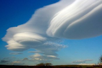 Formación de nubes Altocumulus. Foto: OMM