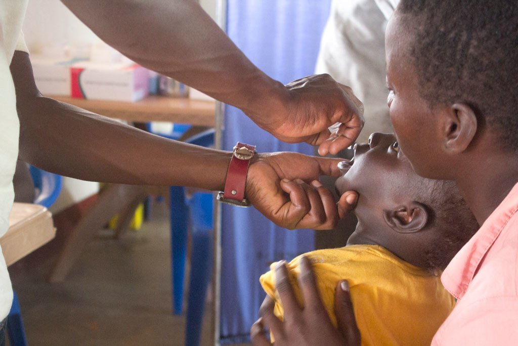 世卫组织和儿基会为非洲1亿160万儿童提供脊髓灰质炎免疫。