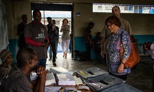 Head of the UN Mission in Haiti (MINUSTAH) Sandra Honoré (right) visits voting stations in Port au Prince, during the country’s 29 January 2017 elections. Photo; UN/MINUSTAH/Logan Abassi