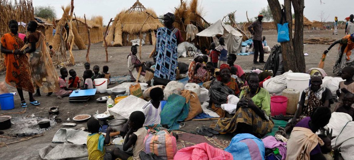 جنوب السودان: مدنيون فارون من أعمال العنف.