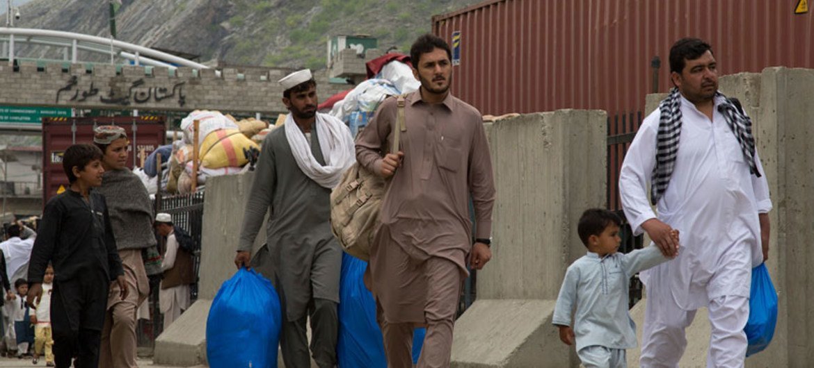 Afghan returnees at the Torkham border crossing. Some 600,000 returned from Pakistan in 2016.