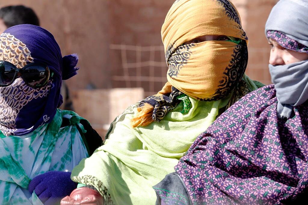 (من الأرشيف) لاجئون صحراويون في مخيم سمارا للاجئين بالقرب من تندوف، الجزائر