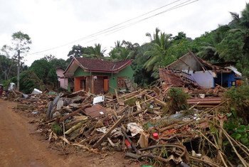 In the wake of Cyclone Mora, flood waters flattened many homes in this village in Kalutara, Sri Lanka.
