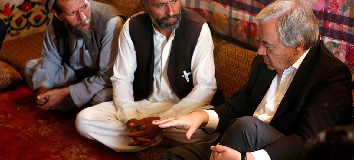 Le Secrétaire général de l'ONU António Guterres en visite en Afghanistan pour montrer sa solidarité avec le peuple afghan. Photo MANUA/Fardin Waezi