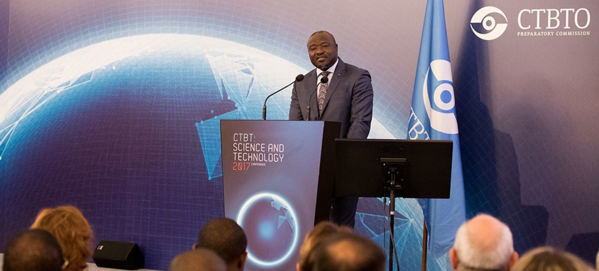 Executive Secretary of the CTBTO, Lassina Zerbo, addressing the Science and Technology Conference 2017.